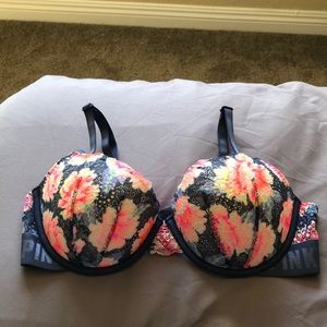 PINK Victoria’s Secret 36C date push up bra. New without tags. Floral lace.